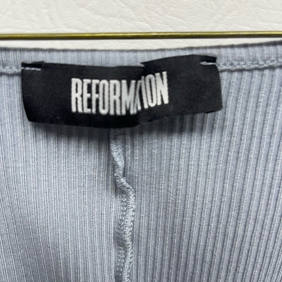 Reformation light blue wide crew neck crop top size L - Picture 2 of 5